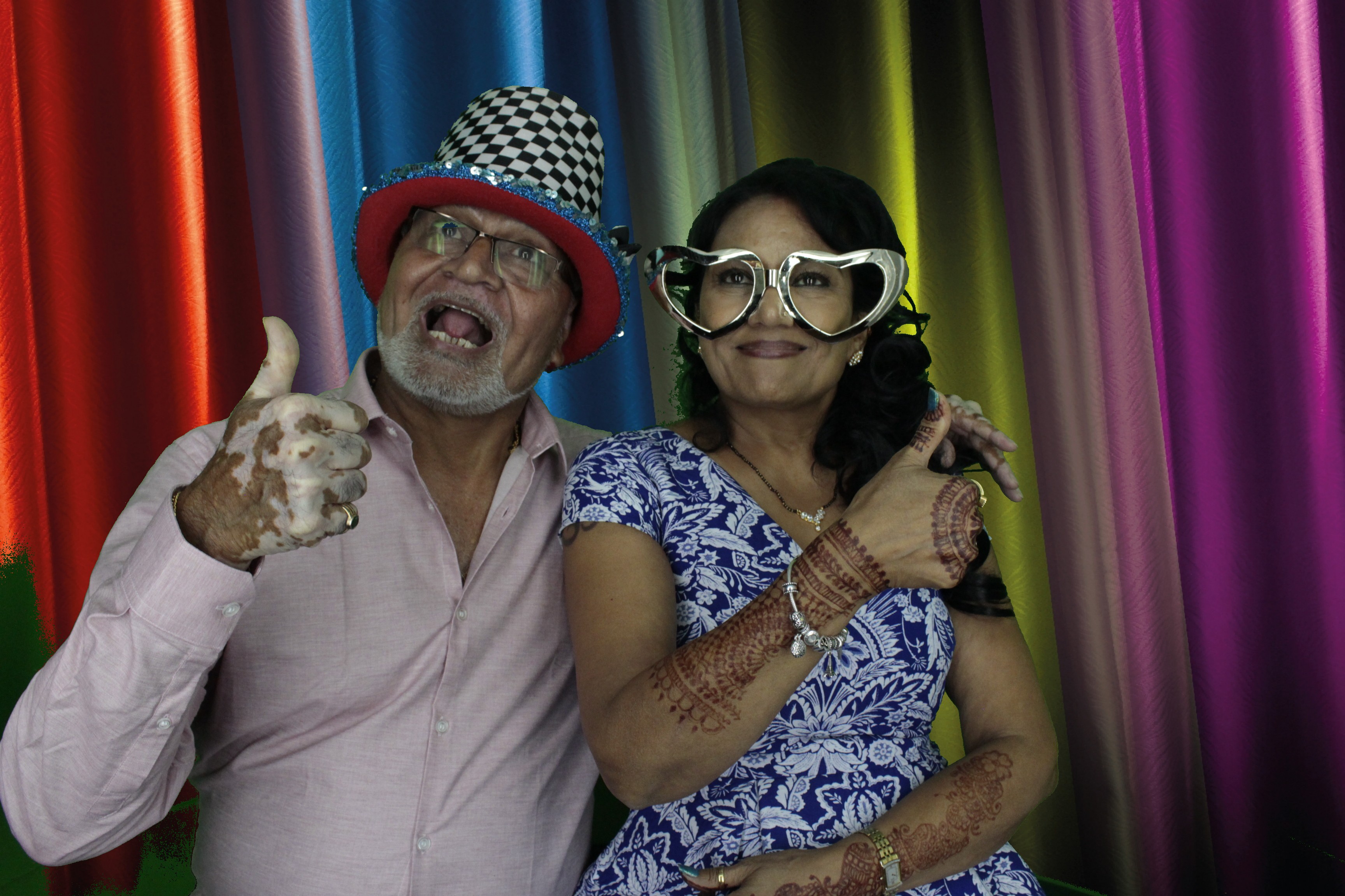 Bhavin & Yasmin’s Wedding | View more photos from the event at gallery.myphotoboothexperience.co.uk/u/MyPhotoBoothExperienceLtd/Bhavin-Yasmin’s-Wedding